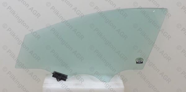 HYUNDAI i40 5D SAL/EST 2011; L FD GN HWARE