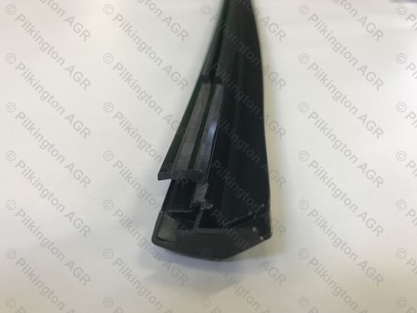 8406ASMMT TOYOTA GRAND PRIUS 04/2012