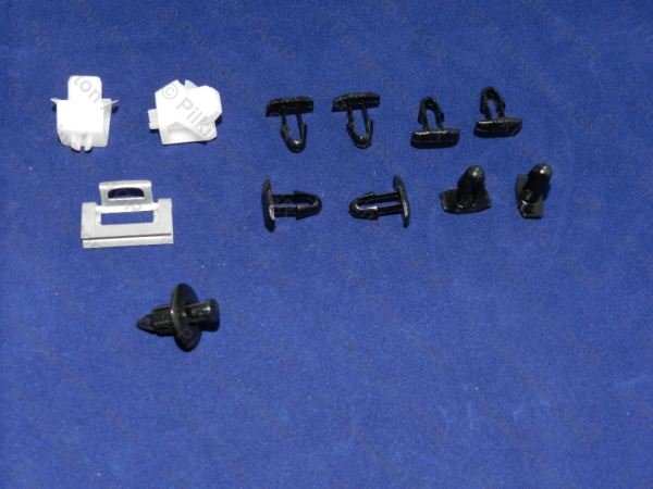 TOYOTA CARINA E 4D SED 5D HBK 11/96; WS CL