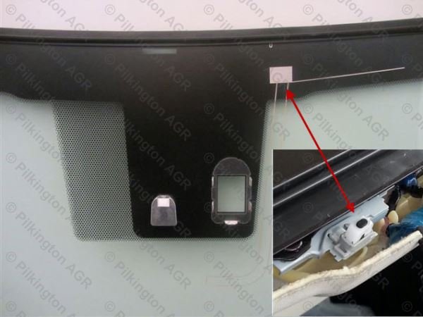 LEXUS CT200H 5D HBK LHD 2011; WS GN SOLAR 
