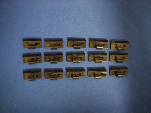 VOLVO 940 SAL 91-96-;BL CLIP KIT 15